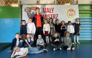 Mały Mistrz - spotkanie z Adamem Śliżem Mistrzem Polski w paratriathlonie (10)